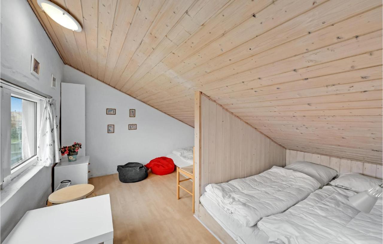 Nice Home In Hemmet With Kitchen Exterior foto